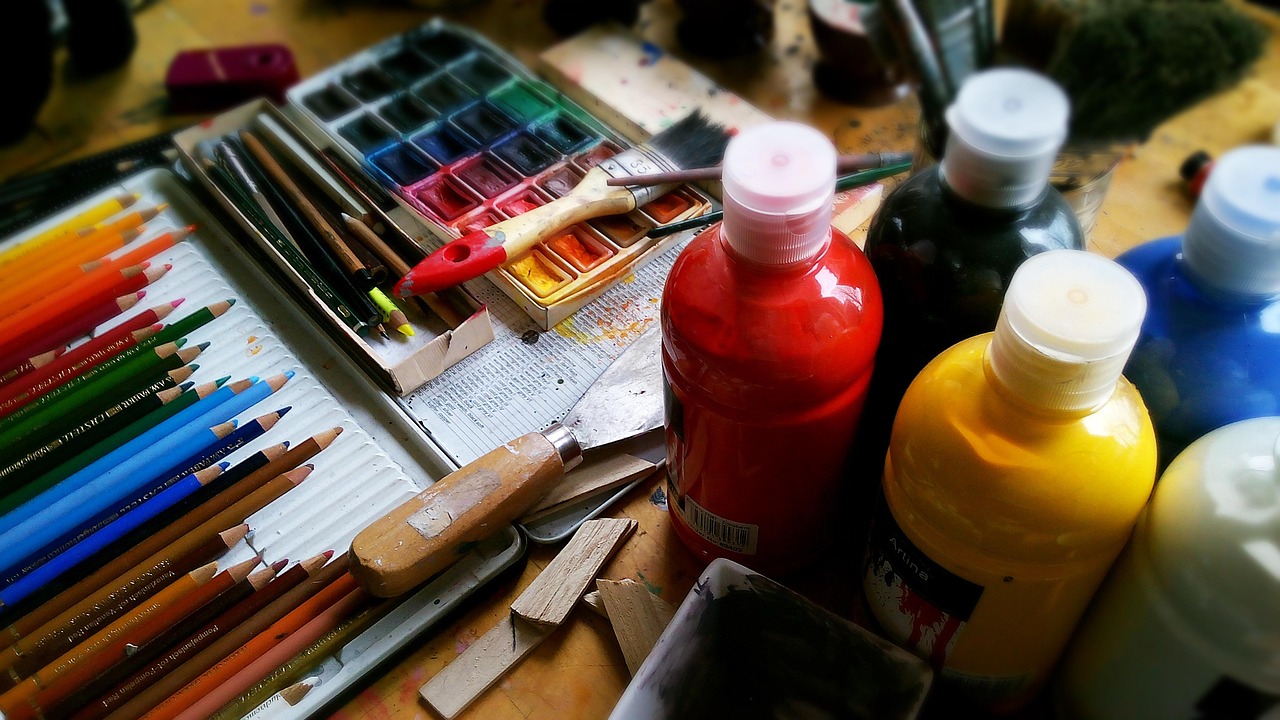 Canvas Rotterdam kunstenaars bezig met groot kunstwerk. Canvas Rotterdam kunstenaars bezig met groot kunstwerk.